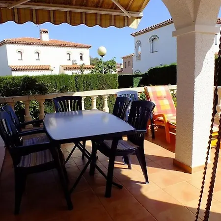 Holiday home Miami Playa: / - 4 - 6 Persons Mont-roig del Camp