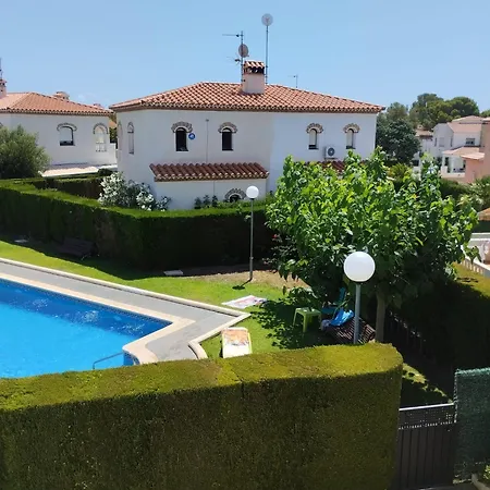 Holiday home Miami Playa: / - 4 - 6 Persons Mont-roig del Camp